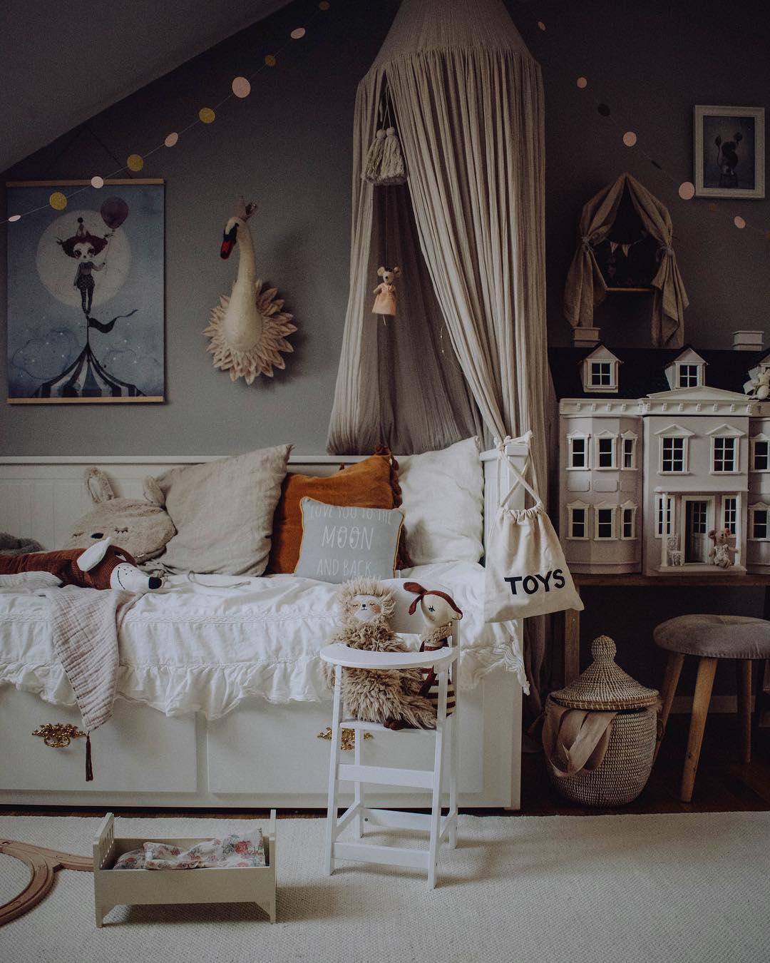 Not Your Usual Top 10 Kids' Room Trends for 2019 - SampleBoard Blog