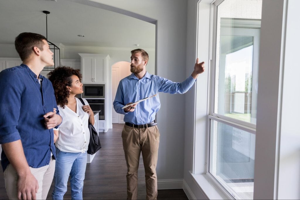 post title  image name